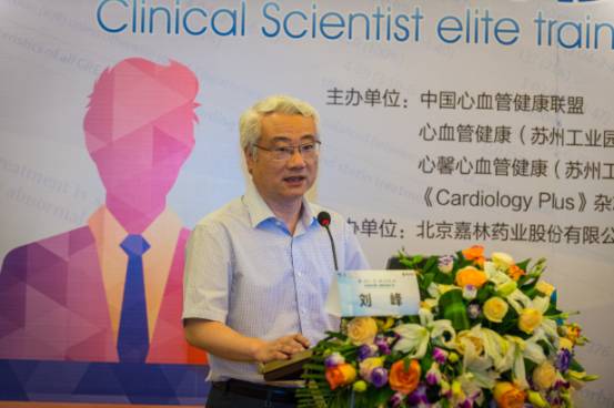 15107347991959723sHK.jpg 648.jpg