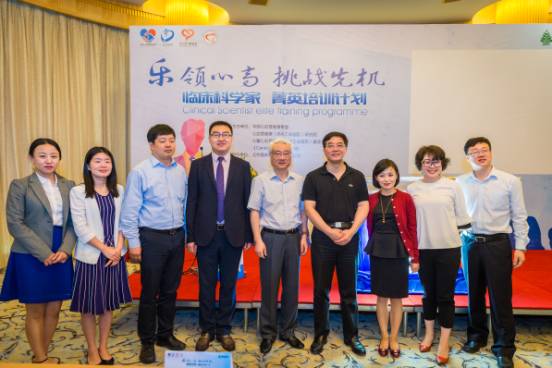 15107348429571462Awe.jpg 649.jpg